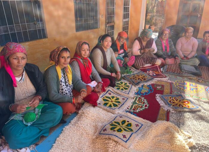 महिलाओं को स्थानीय उत्पादों से आत्मनिर्भर बनाएगी लूम्स ऑफ नीति-माणा