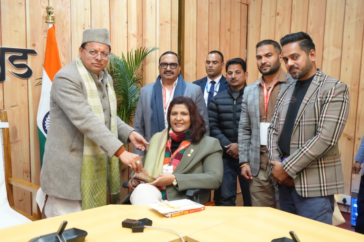 मुख्यमंत्री धामी से डॉ. दीपा मलिक ने की शिष्टाचार भेंट