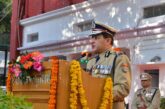गणतंत्र दिवस-2026 के अवसर पर पुलिस महानिदेशक, उत्तराखण्ड  ने ध्वजारोहण कर सभी को संविधान की उद्देशिका की शपथ दिलाई