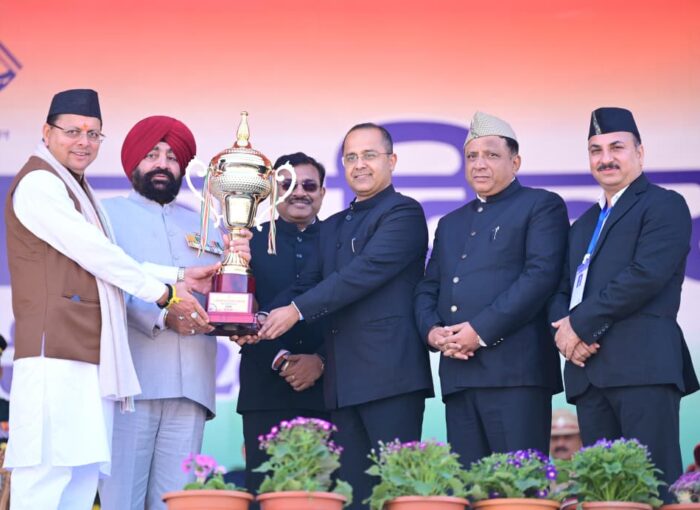 गणतंत्र दिवस के राज्य स्तरीय समारोह में सूचना विभाग की झांकी ने लगातार तीसरी बार प्राप्त किया प्रथम स्थान