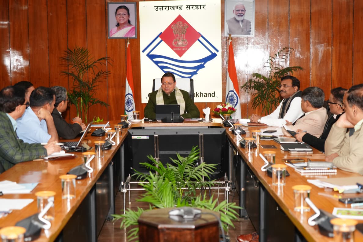 मुख्यमंत्री धामी की अध्यक्षता में कौशल विकास व फॉरवर्ड लिंकेज पर उच्चस्तरीय समीक्षा बैठक