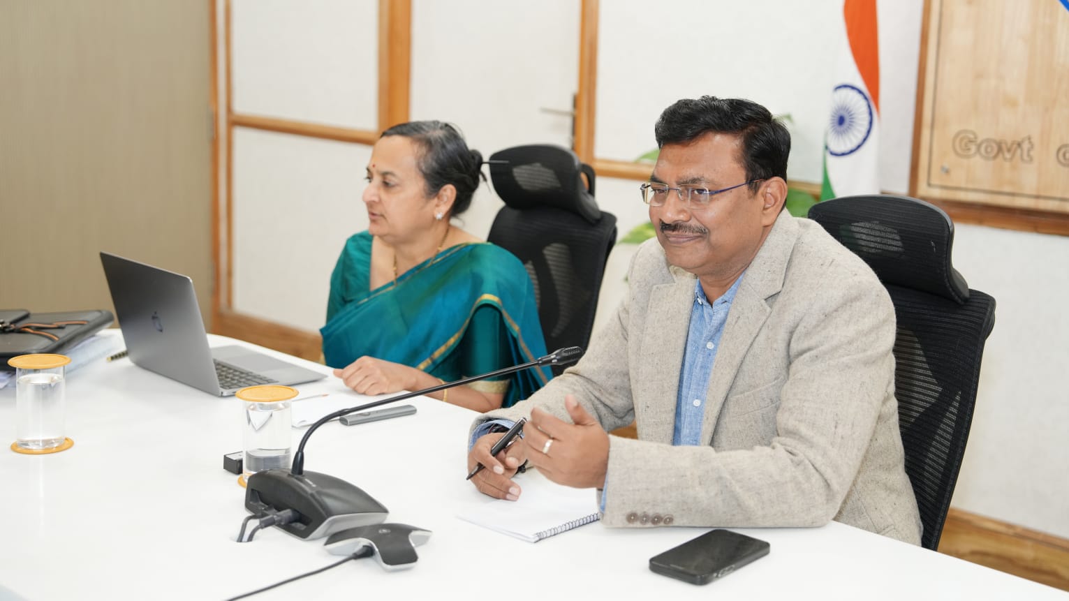 राज्य में ईज ऑफ़ डूइंग बिजनेस फेज 2 के अंतर्गत किए जा रहे कार्यों की समीक्षा की गई