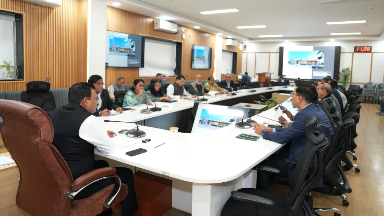 अधिकृत वित्त समिति की बैठक में विकास परियोजनाओं को मिली स्वीकृति