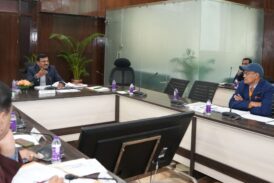 मुख्य सचिव ने सभी ज़िलाधिकारियों को धारा 34 एवं 143 के वादों के निस्तारण के लिए जोर दिया