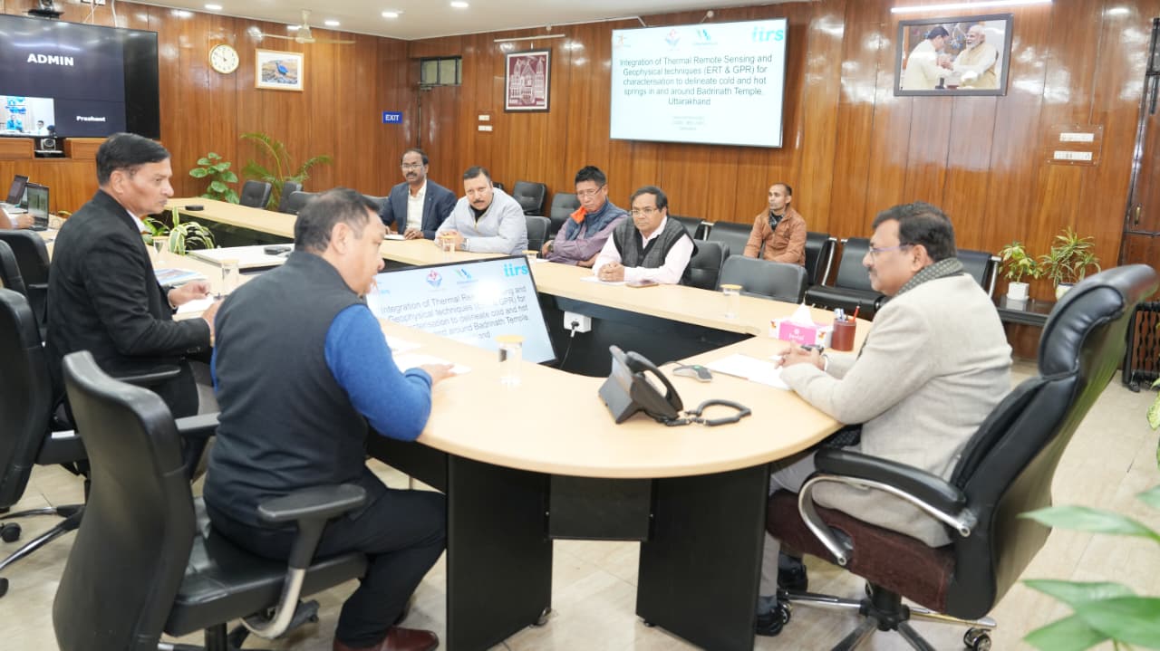 श्री बद्रीनाथ कॉरिडोर विकास कार्यों में पारिस्थितिकी संतुलन हेतु वैज्ञानिक अध्ययन को मिला महत्व