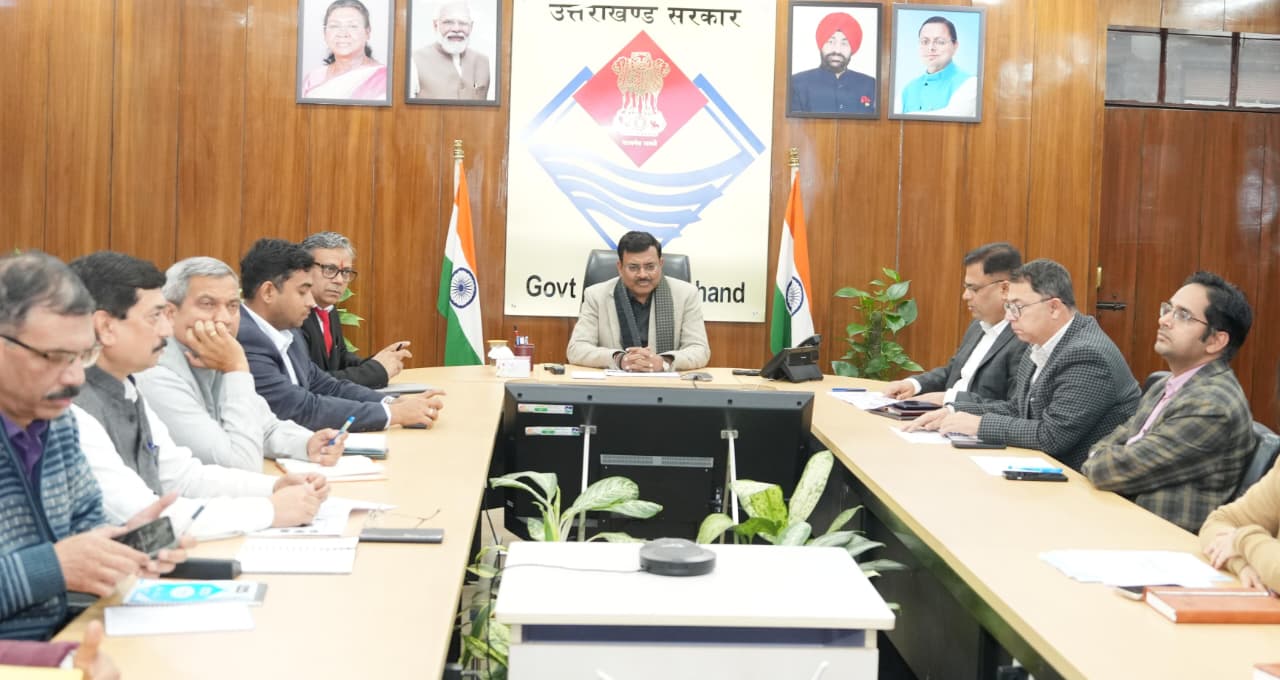 सॉलिड वेस्ट मैनेजमेंट की समीक्षा बैठक आयोजित