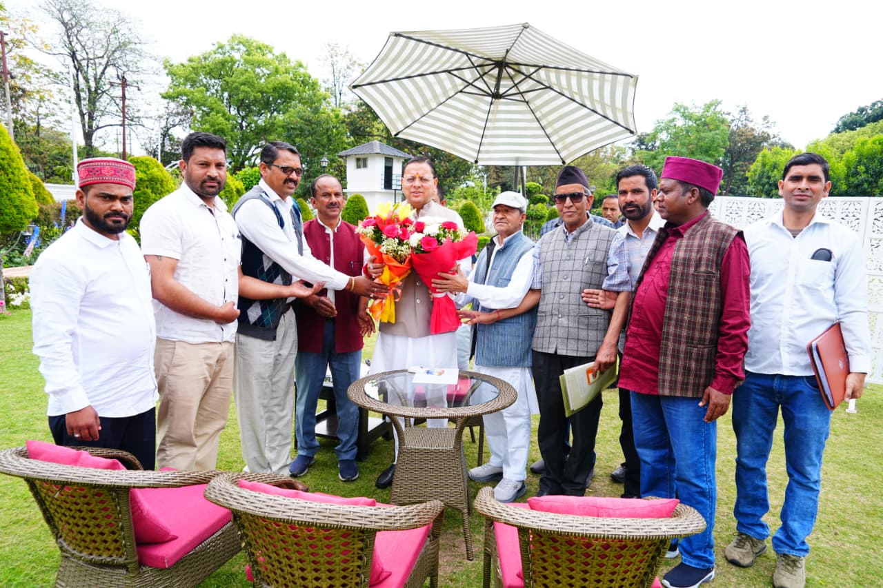 मुख्यमंत्री से जागेश्वर विधानसभा से आए प्रतिनिधिमंडल ने भेंट की