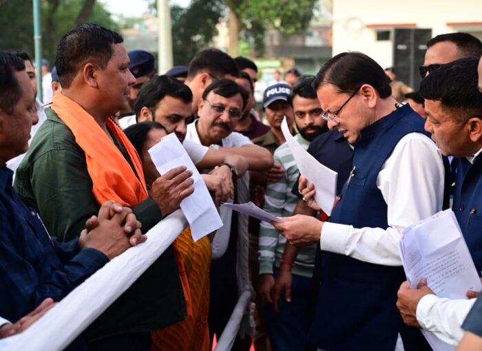 मुख्यमंत्री धामी ने ‘मुख्य सेवक संवाद’ में सुनी क्षेत्र की समस्याएं, दिए समाधान के निर्देश