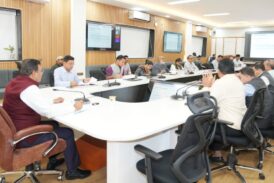 मुख्य सचिव  की अध्यक्षता में सचिवालय में व्यय वित्त समिति की बैठक संपन्न हुई