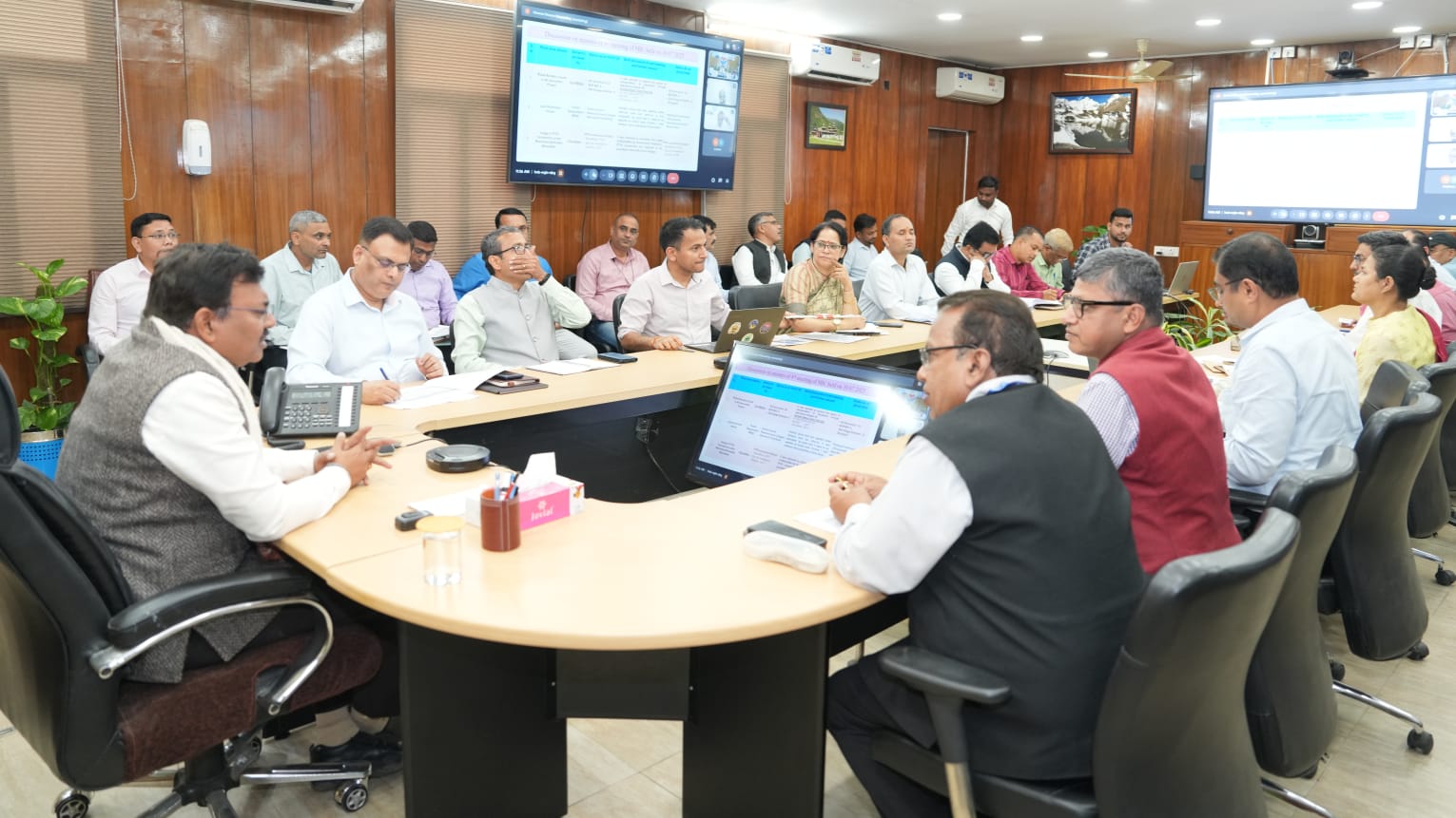मुख्य सचिव की अध्यक्षता में आयोजित हुई राज्य ब्रॉडबैंड समिति की बैठक