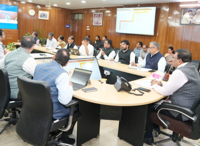 मुख्य सचिव ने दिए जल गुणवत्ता परीक्षण और रिपोर्टिंग सुदृढ़ करने के निर्देश