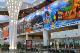 देहरादून एयरपोर्ट: मनीष टैक्सी सर्विस की ओर से दायर दोनों याचिकाओं को खारिज