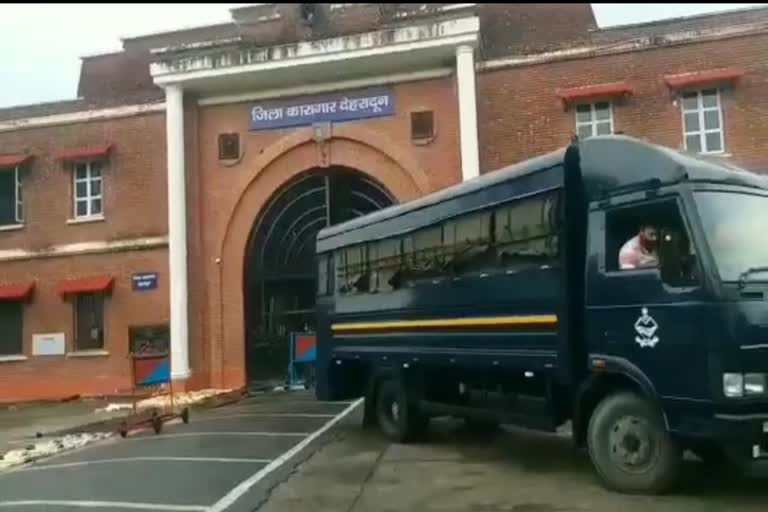 सुद्धोवाला जेल के कैदी खुद के बनाए हर्बल गुलाल से होली खेलेंगे