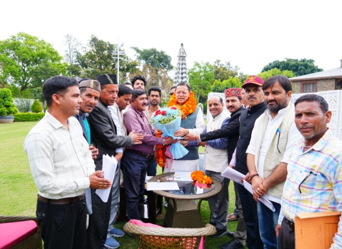 दिवारीखौल जोखणी मोटर मार्ग की वित्तीय स्वीकृति के लिये क्षेत्रीय जनप्रतिनिधियों ने मुख्यमंत्री का जताया आभार