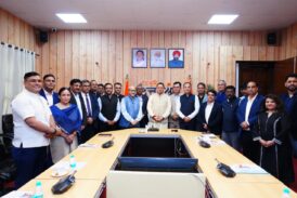 “इंडिया डिजिटल इंपॉवरमेंट मीट एंड अवॉर्ड” समारोह के आयोजकों ने मुख्यमंत्री से शिष्टाचार भेंट की