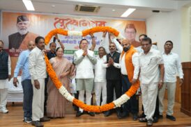 मुख्यमंत्री धामी ने उत्तराखंड निकाय कर्मचारी संयुक्त मोर्चा द्वारा आयोजित आभार रैली में प्रतिभाग किया