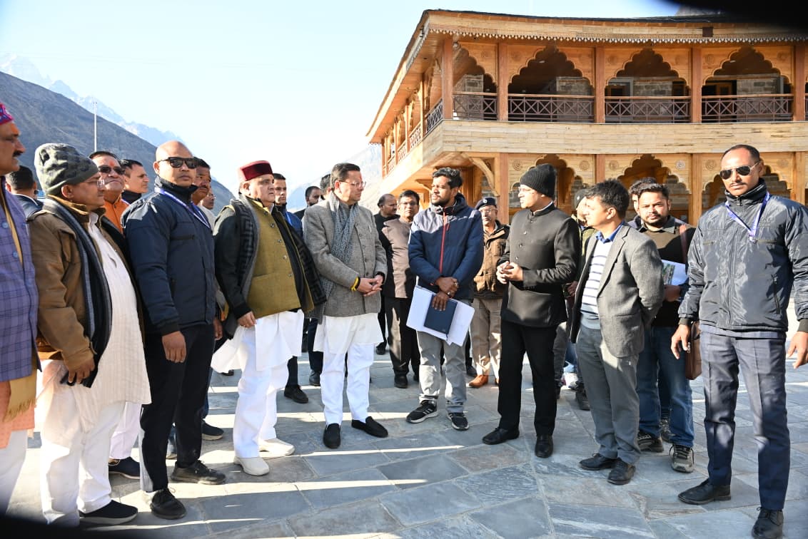 मुख्यमंत्री धामी ने बद्रीनाथ धाम मास्टर प्लान की गहन समीक्षा की