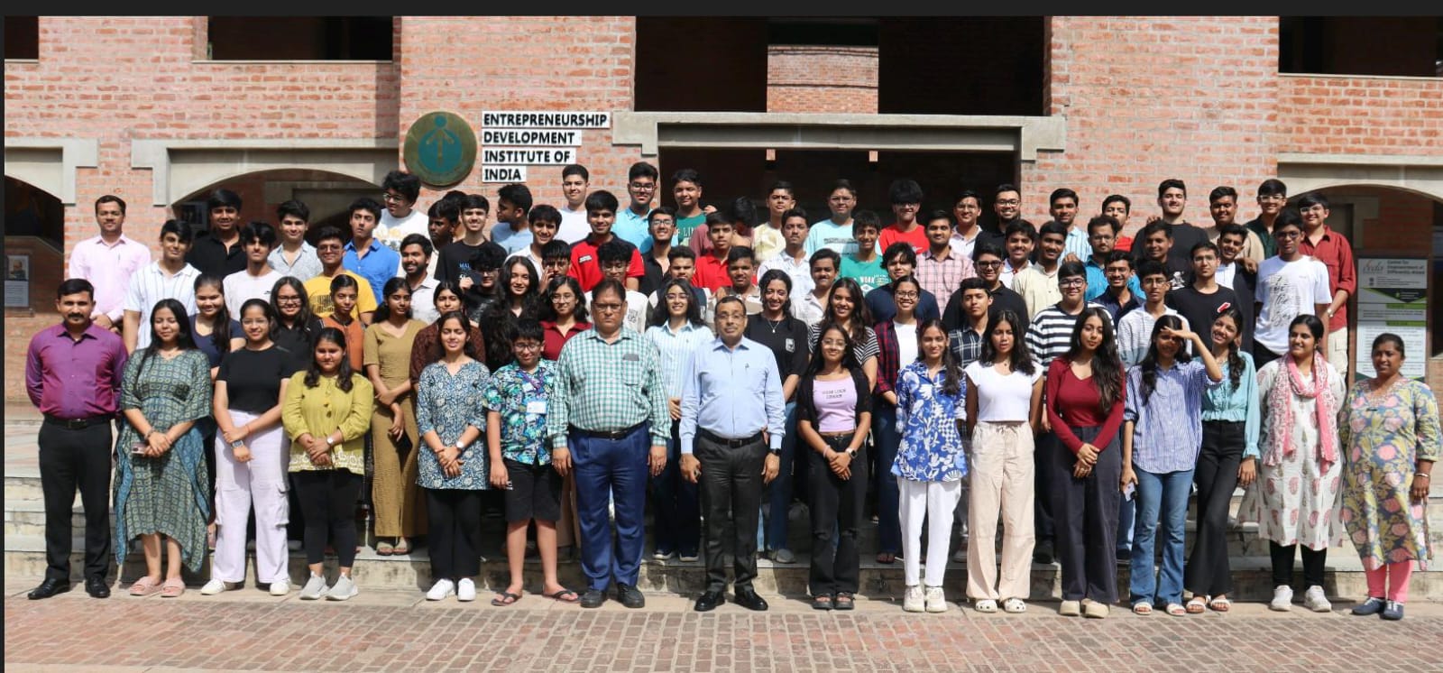 ईडीआईआई ने वर्ष 2026 के लिए युवाओं और बच्चों हेतु राष्ट्रीय उद्यमिता ग्रीष्मकालीन शिविरों की घोषणा की