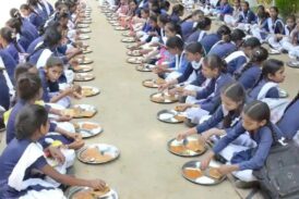 हरिद्वार जनपद के सरकारी स्कूलों में मिड-डे मील योजना संकट में