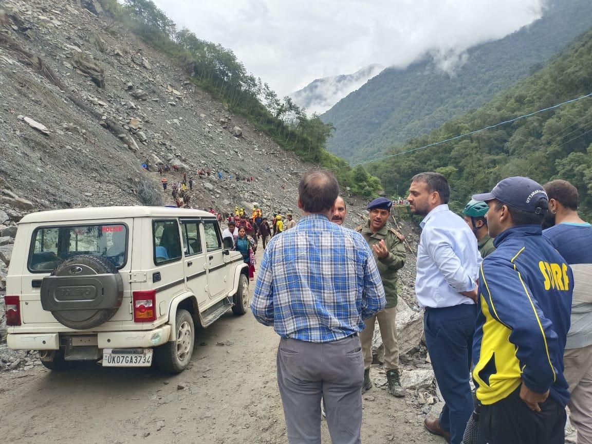 रुद्रप्रयाग जिलाधिकारी ने संभाली केदारनाथ यात्रा की व्यवस्थाओं कमान