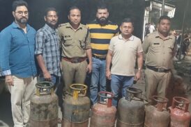 डीएम के निर्देशन में आज देर शाम काली बस्ती सहस्त्रधारा रोड पर छापेमारी; 7 सिलेंडर जब्त