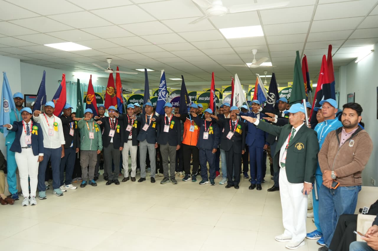 मुख्यमंत्री ने 25वीं ऑल इंडिया पुलिस वाटर स्पोर्ट्स क्लस्टर चैंपियनशिप का किया शुभारंभ