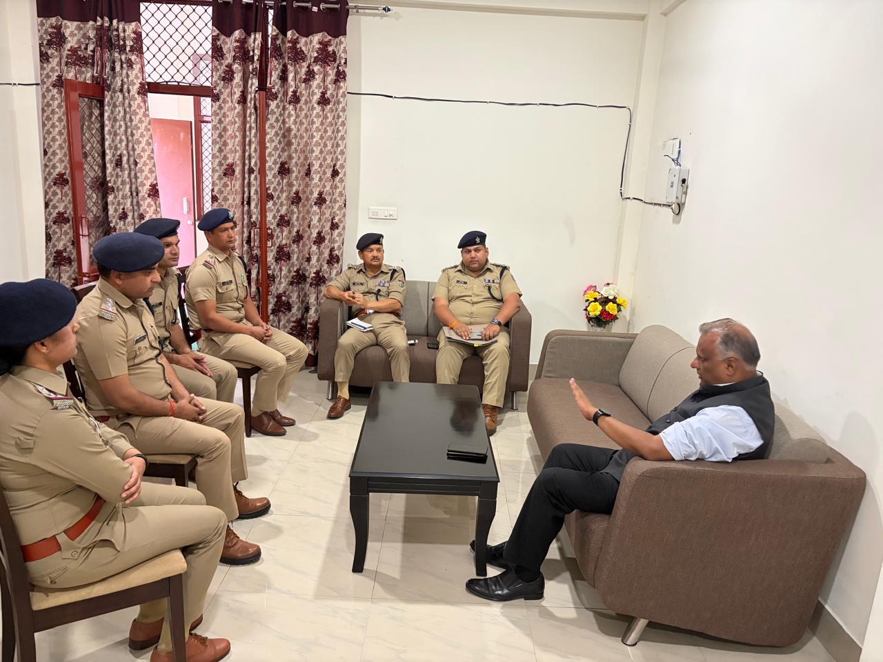 चारधाम यात्रा को लेकर ADG प्रशासन ने अधिकारियों को दिए आवश्यक दिशा-निर्देश