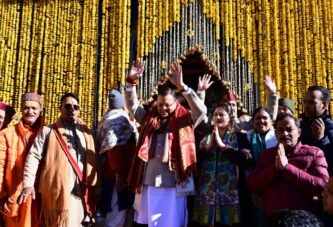 मुख्यमंत्री धामी बने ग्यारहवें ज्योर्तिलिंग श्री केदारनाथ के कपाट खुलने के दिव्य साक्षी