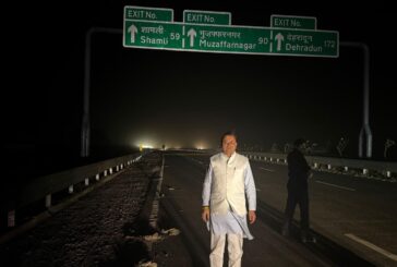 सीएम धामी ने दिल्ली से देहरादून का सफर ढाई घंटे में तय किया