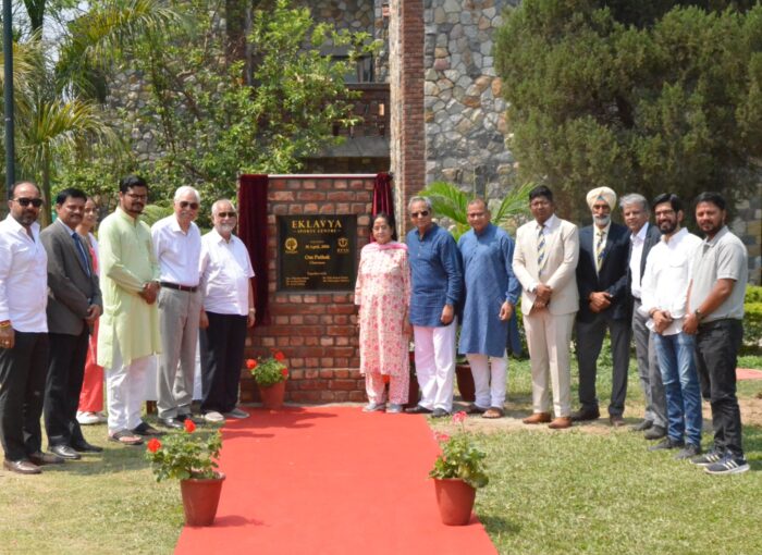 सेलाकुई इंटरनेशनल स्कूल में एकलव्य स्पोर्ट्स सेंटर का भूमि पूजन सम्पन्न