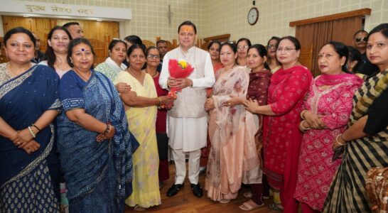 Chief Minister Dhami listened to the grievances of people who had come from various districts of the state.