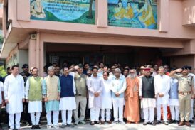 पूर्व मुख्यमंत्री मेजर जनरल भुवन चंद्र खंडूड़ी (से.नि) की अंतिम यात्रा में उमड़ा जनसैलाब