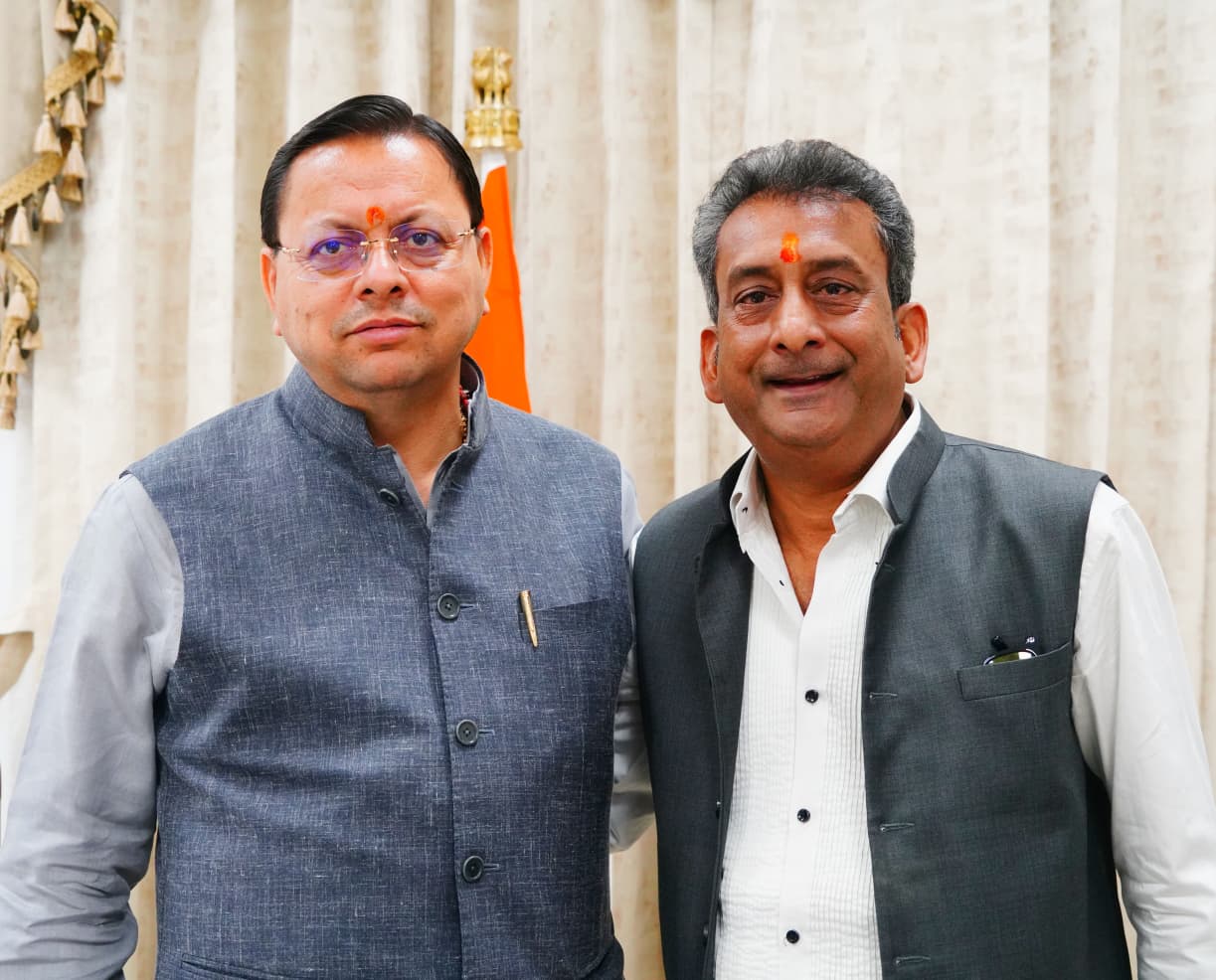 अभिनेता हेमंत पांडे ने मुख्यमंत्री धामी से शिष्टाचार भेंट की