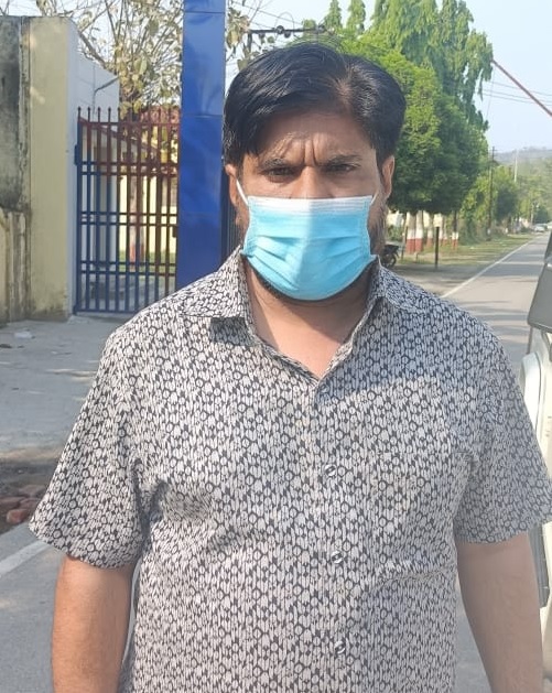 धेनु ग्रुप धोखाधड़ी मामले का ईनामी देवेन्द्र प्रकाश तिवारी पहुँचा सलाखों के पीछे