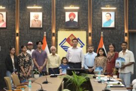 डीएम ने पीएम केयर्स चिल्ड्रन योजना के अंतर्गत लाभार्थी बच्चों से किया संवाद