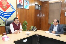 मुख्य सचिव ने सचिव शिक्षा को स्कूलों में बुक बैंक बनाये जाने के निर्देश दिए