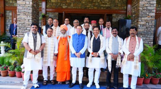 A delegation of the OBC Welfare Parliamentary Committee met Chief Minister Dhami.
