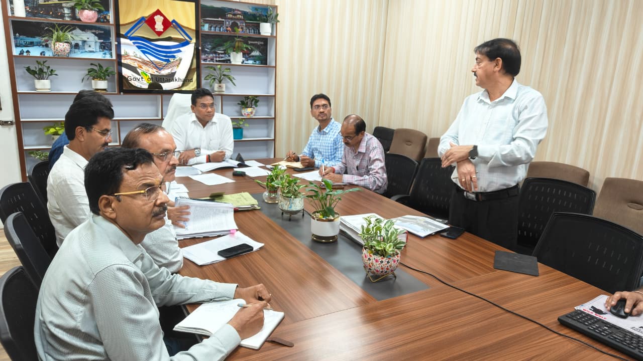 पर्वतीय क्षेत्रों में आधुनिक सुविधाओं का विस्तार सरकार की प्राथमिकता- डॉ आ राजेश कुमार