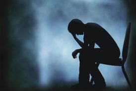 पहाड़ी जिलों में  डिप्रेशन की चपेट में हर शख्स
