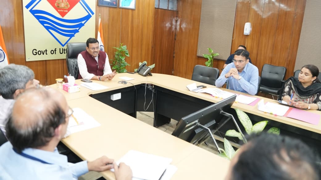मुख्य सचिव ने अंडरग्राउण्ड केबलिंग को लेकर ऊर्जा विभाग के साथ महत्वपूर्ण बैठक की