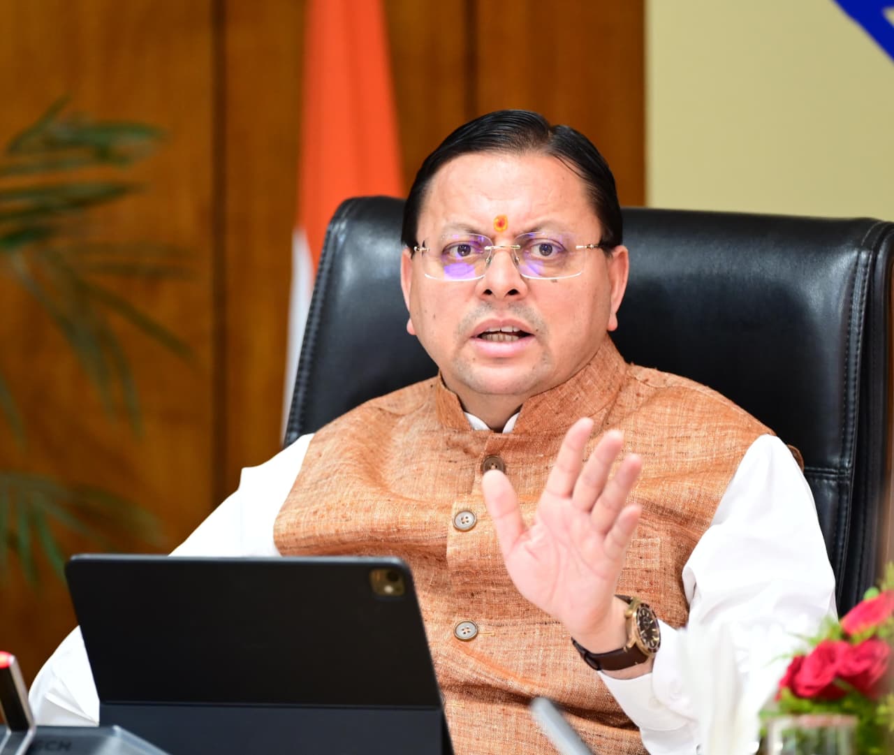 मुख्यमंत्री धामी ने देवप्रयाग के समीप हुई दुखद वाहन दुर्घटना पर गहरा शोक व्यक्त किया