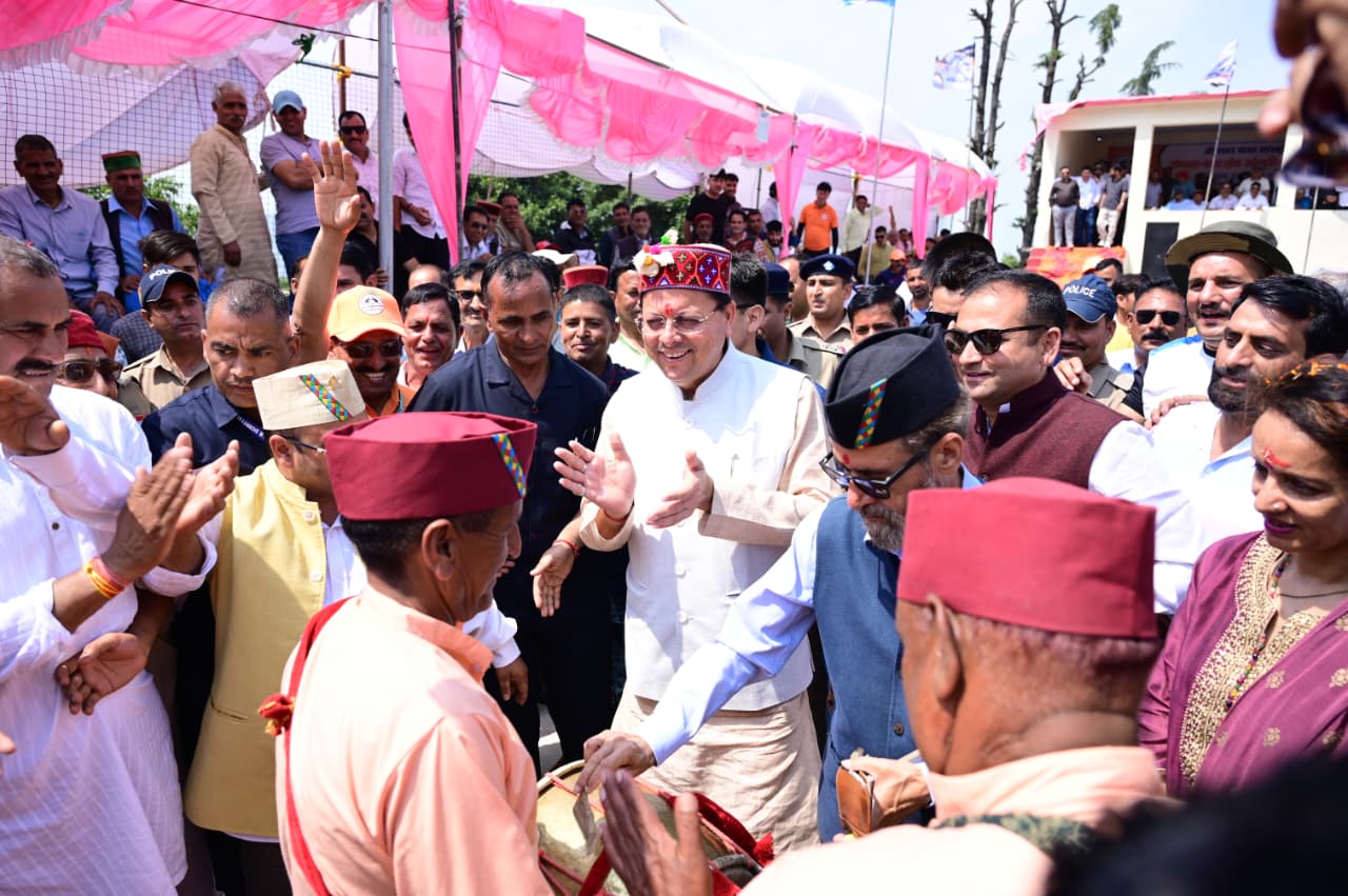 मुख्यमंत्री ने जौनसार बावर लोक सांस्कृतिक महोत्सव एवं क्रीड़ा समारोह-2026 में प्रतिभाग किया