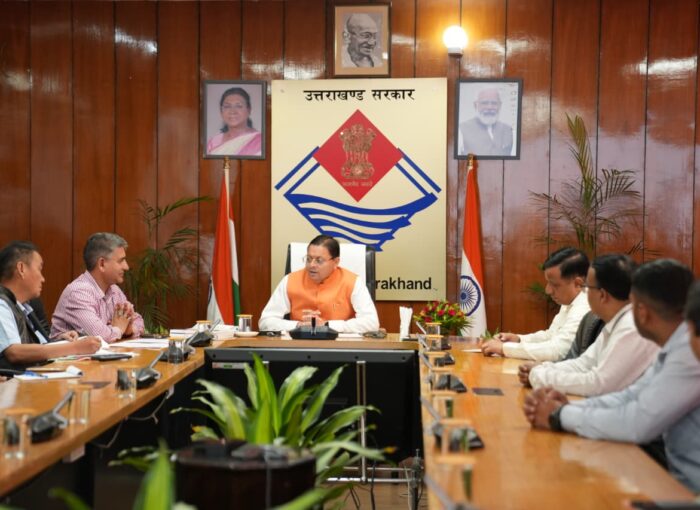 मुख्यमंत्री धामी ने किया ‘मेरी योजना’ पुस्तक ऑडियो क्लिप का अनावरण
