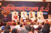 कवि केवल शब्दों के निर्माता नहीं होते बल्कि वे समाज के चिंतक, मार्गदर्शक और प्रेरक। सीएम धामी