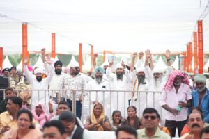 Launch of the 'Save the Farm' campaign; grand welcome for the Union Agriculture Minister and the Chief Minister.