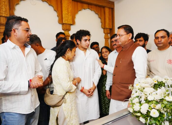 मुख्यमंत्री ने दिवंगत निशानेबाज श्री जसपाल राणा के शोकाकुल परिवारजनों को सांत्वना दी
