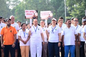 अंतरराष्ट्रीय योग दिवस के उपलक्ष्य में आयोजित रन फॉर योगा कार्यक्रम में मुख्यमंत्री धामी ने प्रतिभाग किया Chief Minister Dhami participated in the 'Run for Yoga' event organized to mark International Yoga Day.