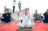 मुख्यमंत्री ने बनबसा में किया सामूहिक योगाभ्यास