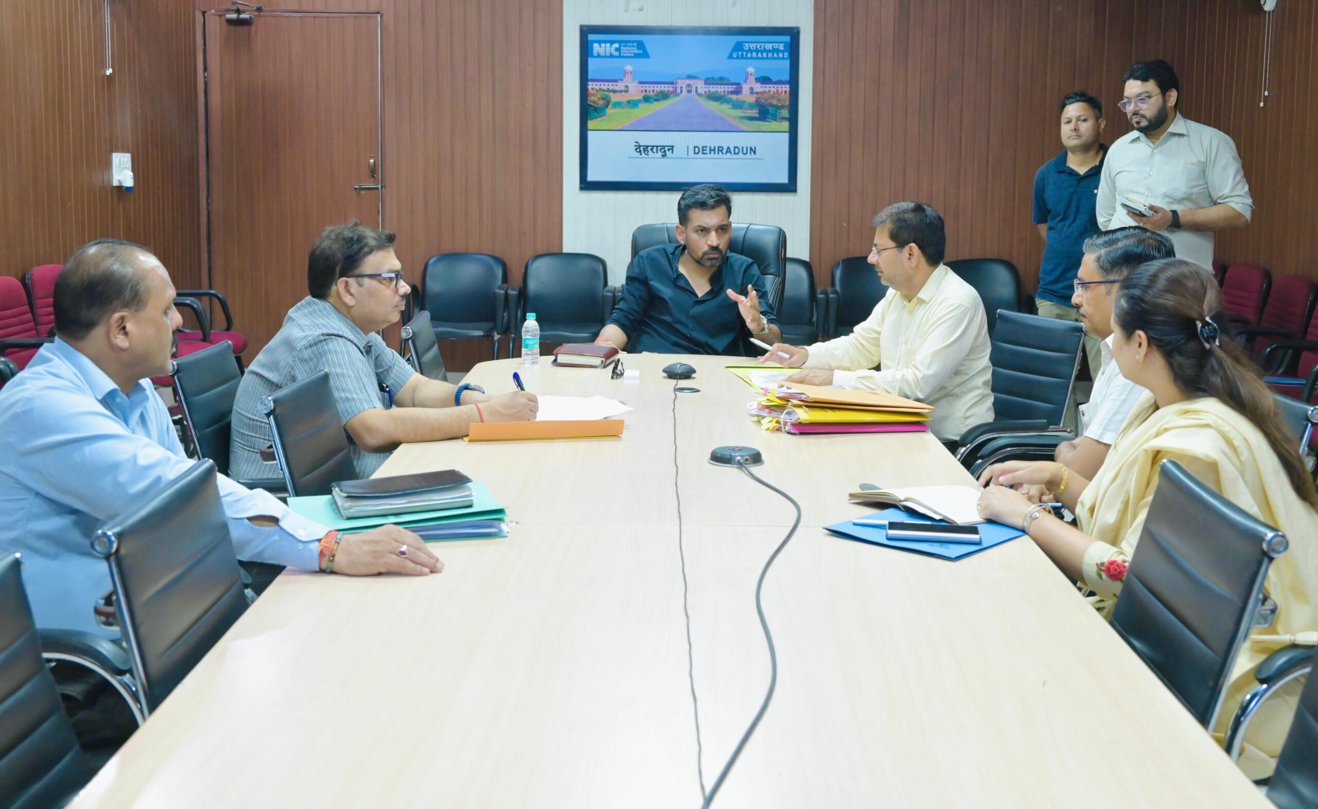 कूड़ा उठान एवं निस्तारण कार्यों की माइक्रो स्तर पर की जाएगी निगरानीः डॉ0 आशीष चौहान
