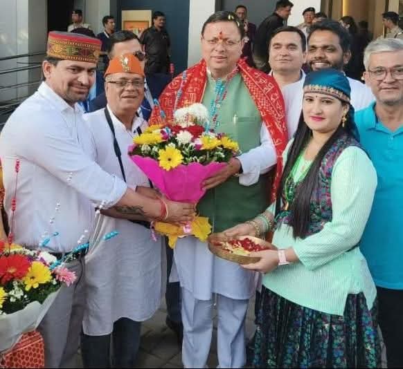 मुख्यमंत्री ने विकास, सुशासन, निवेश, रोजगार और सांस्कृतिक संरक्षण के क्षेत्र में राज्य की उपलब्धियां गिनाईं।